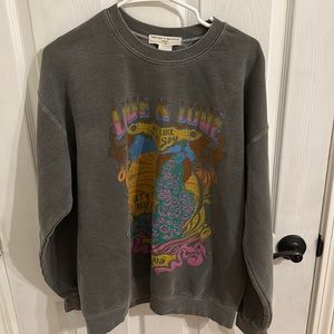 Urban outfitters crewneck size s/m